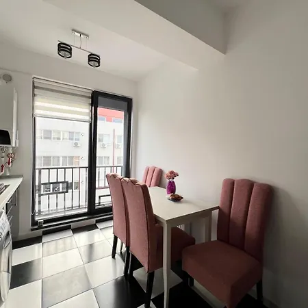 Macris Bliss Suits Apartment Constanta