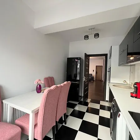 Macris Bliss Suits Apartment Constanta