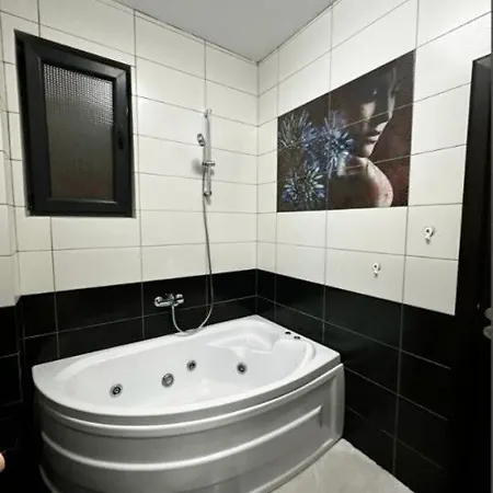 Macris Bliss Suits Apartment *
