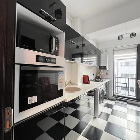 Macris Bliss Suits Apartment *